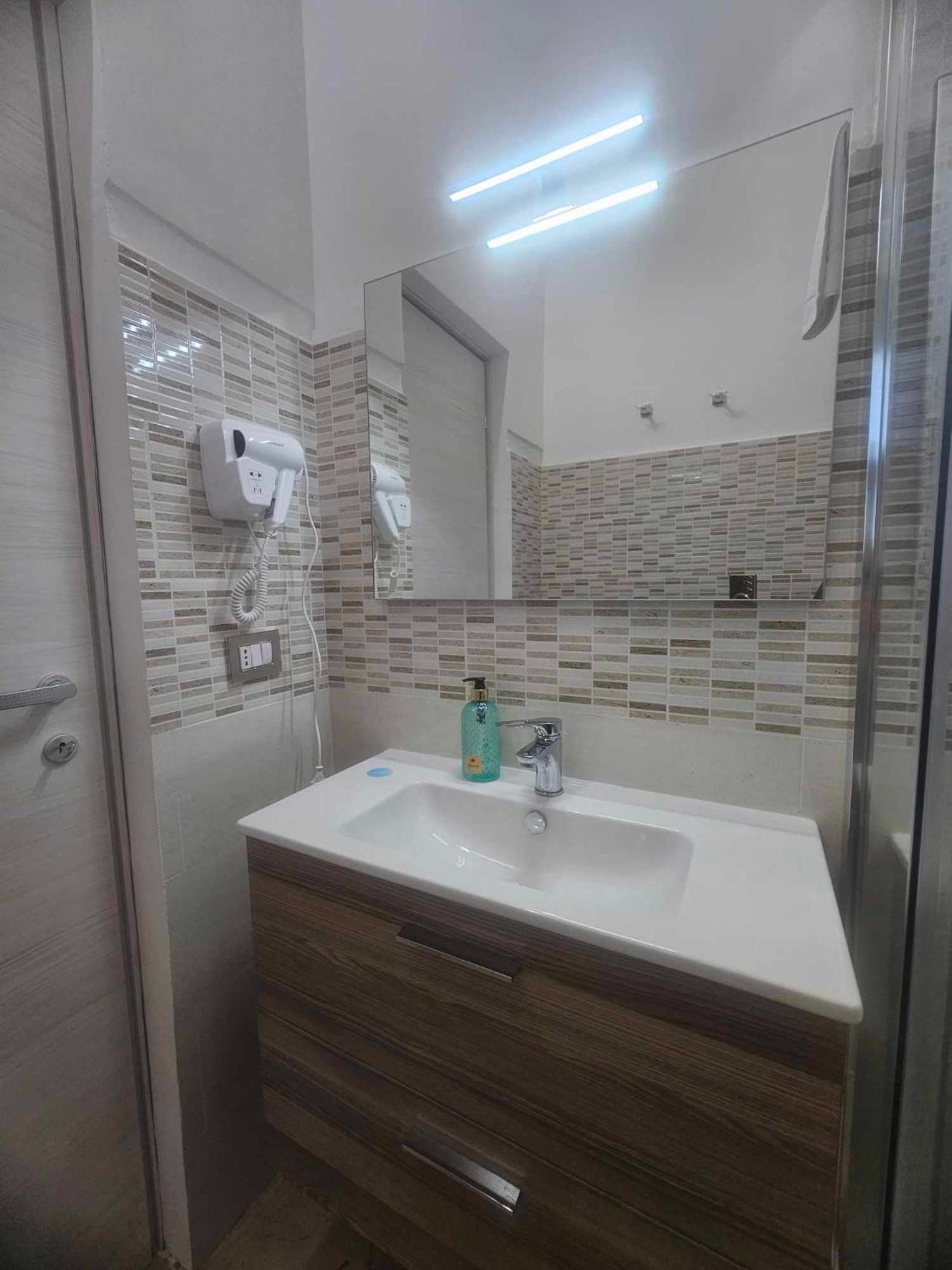 Golden House Sicily Hotel คาตาเนีย ภายนอก รูปภาพ